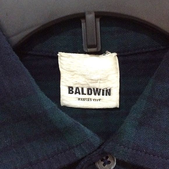 Baldwin Plaid Long Sleeve Shirt Men’s Sz Small The William Button Front - Picture 2 of 4